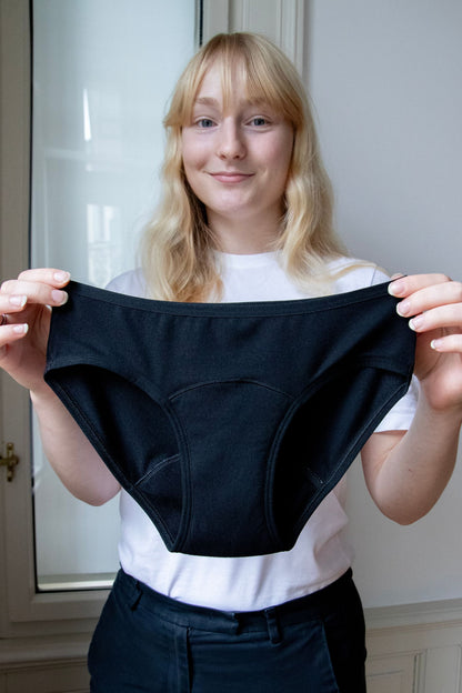 SAYU menstruační dívčí kalhotky černé v light savosti z přírodního modalu a merina